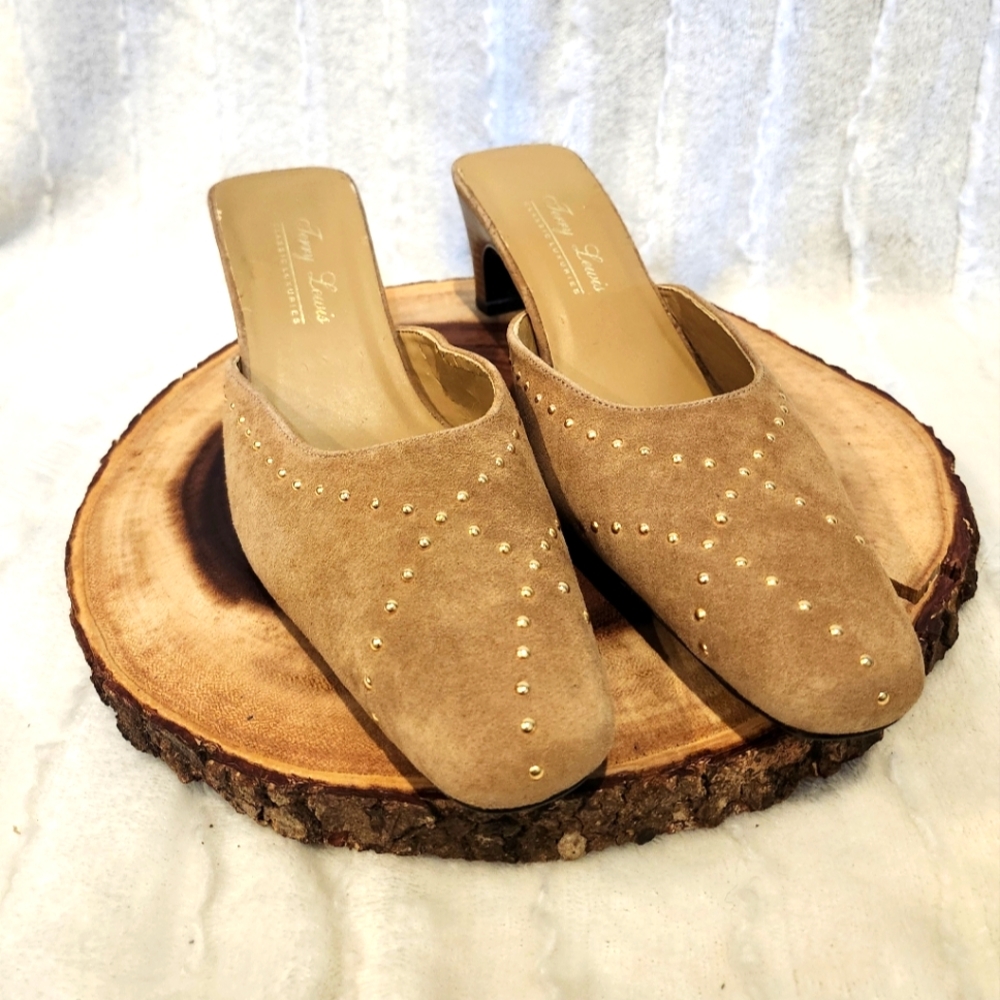 Jerry Lewis mules tan size 8